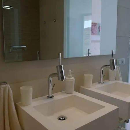 Apartman De Lujo Climatizado - *